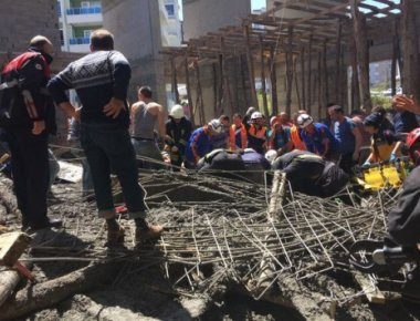 Τουρκία: Δυστύχημα σε ανέγερση τζαμιού - Τουλάχιστον τρεις νεκροί (φωτό)